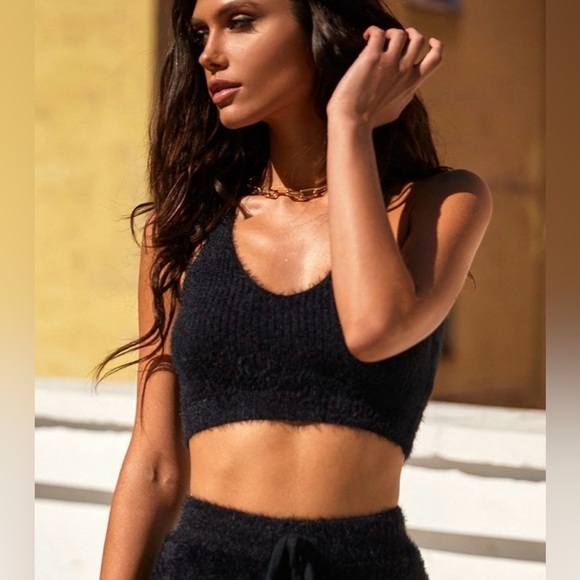 Alamour the Label Black Cami Top Zendaya Fuzzy Furry XXS - Picture 1 of 10